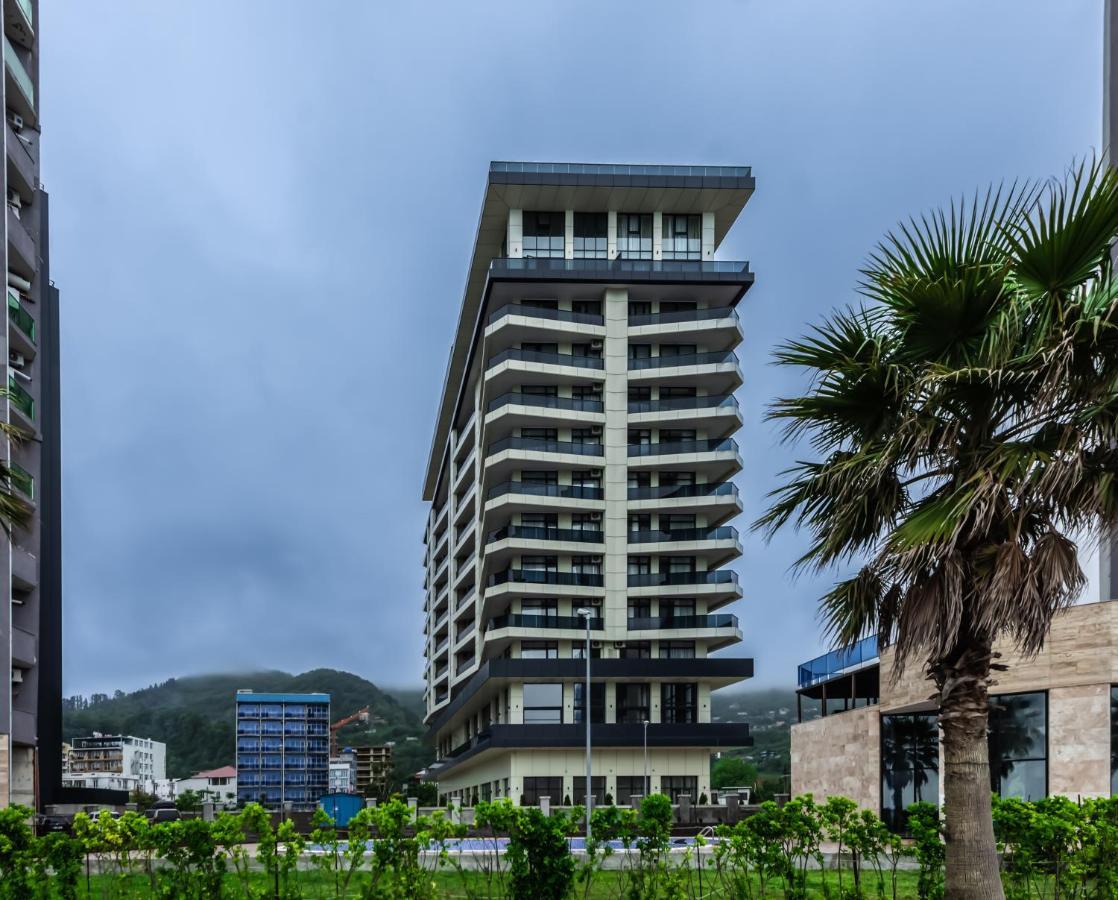 Green Side Apart Hotel Batumi Eksteriør bilde